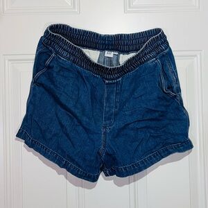 GAP Pull on denim shorts